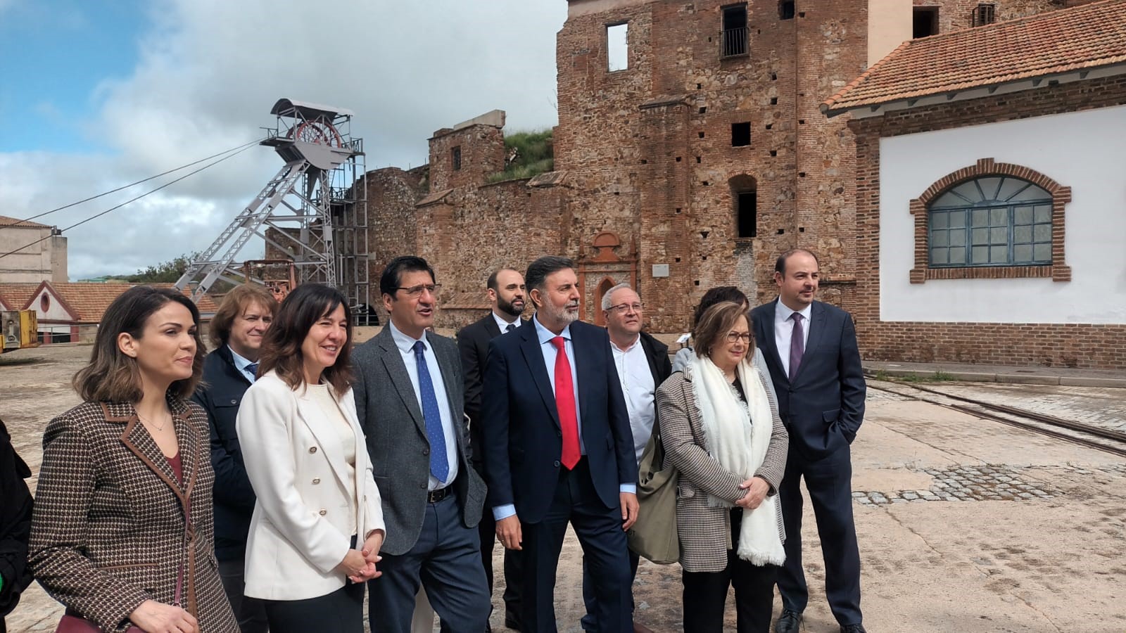 EL VICEPRESIDENTE DE LA JUNTA DE CASTILLA LA MANCHA, JOSÉ MANUEL CABALLERO, VISITA MAYASA 